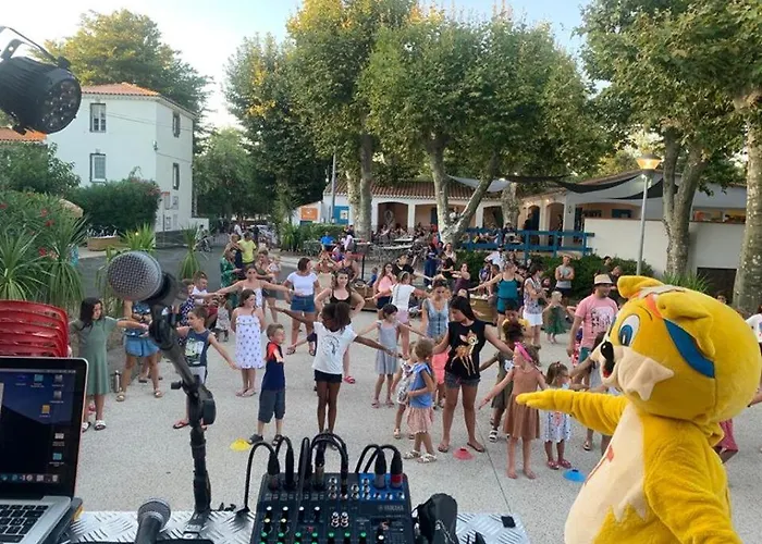 Кемпинг Mobile Confort Selena *