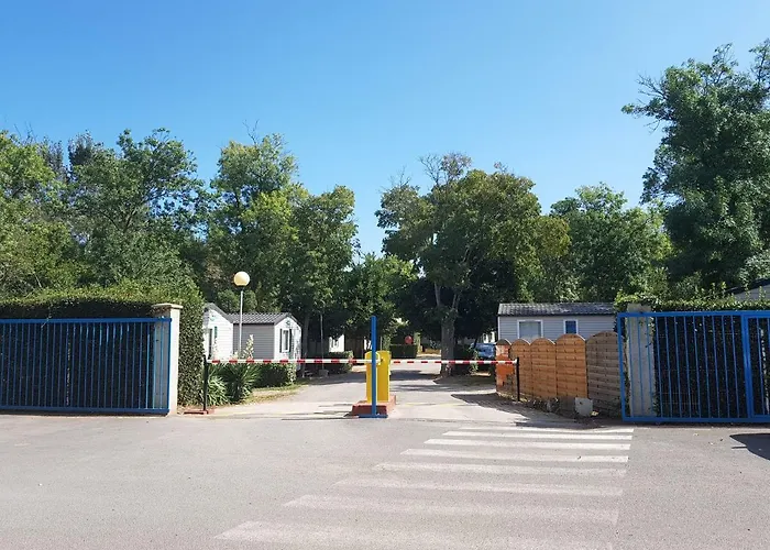 Кемпинг Mobile Confort Selena Агд